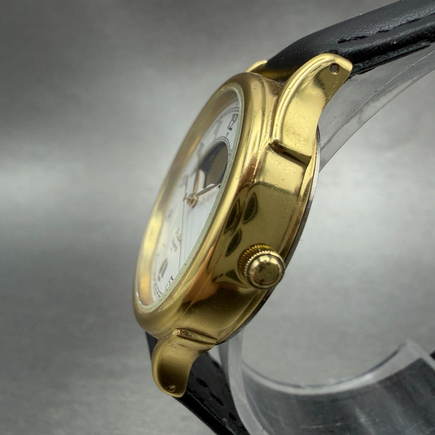 Seiko ALBA Moon Phase Watch Men 31mm White Dial Gold Tone Round New Battery VTG2
