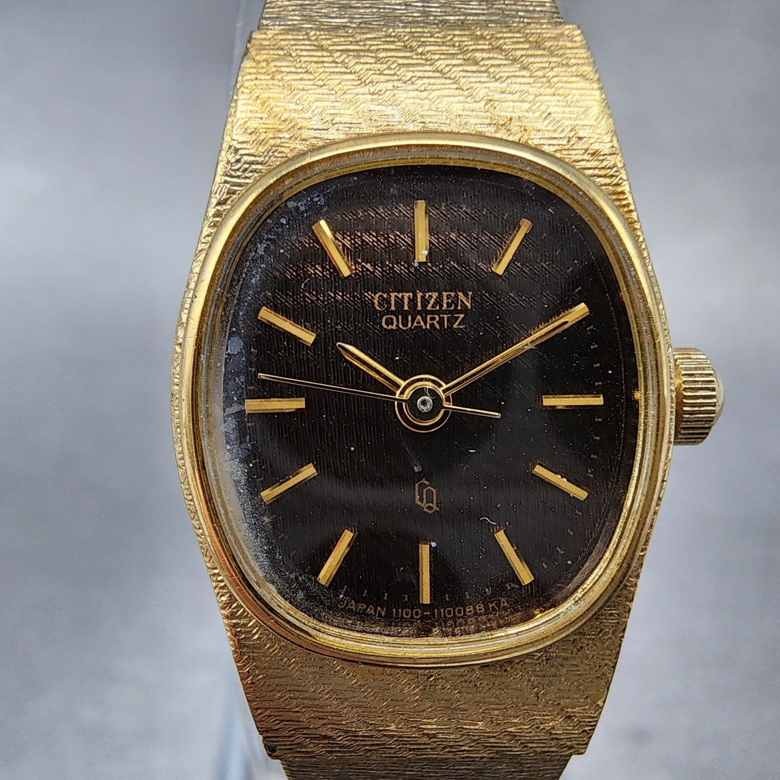 Citizen CQ Watch Women 17mm Brown Dial Gold Tone Oval 4102401 New Battery1