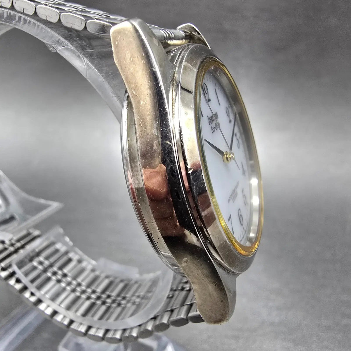 Citizen Eco-Drive Junction Watch Men 36mm White Dial Two Tone Round Runs JDM3