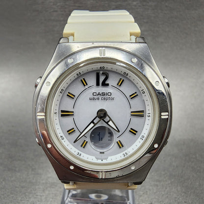 Casio Wave Ceptor Watch Women 35mm White Dial Silver Tone Analog Digital Works