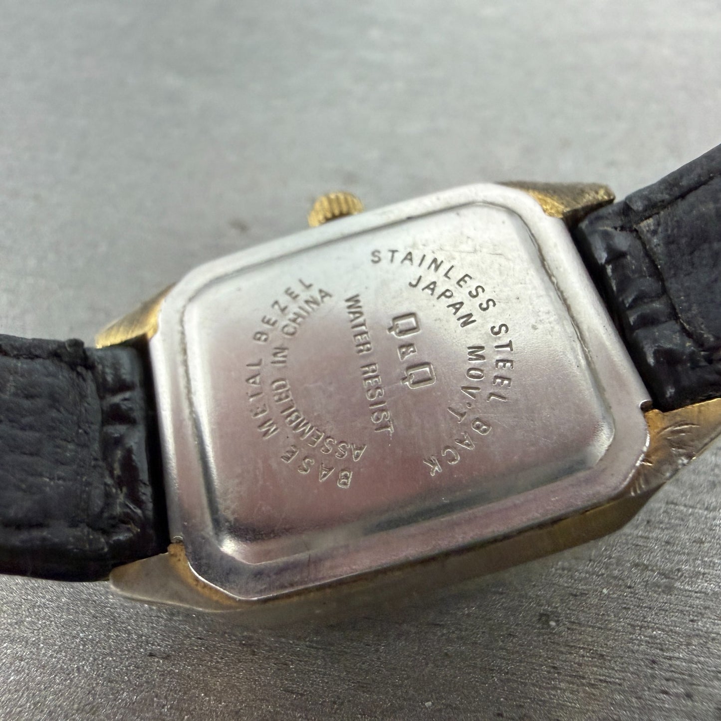 Citizen Q&Q tank Watch Women 21mm Gray Dial Gold Tone Rectangle New Battery9