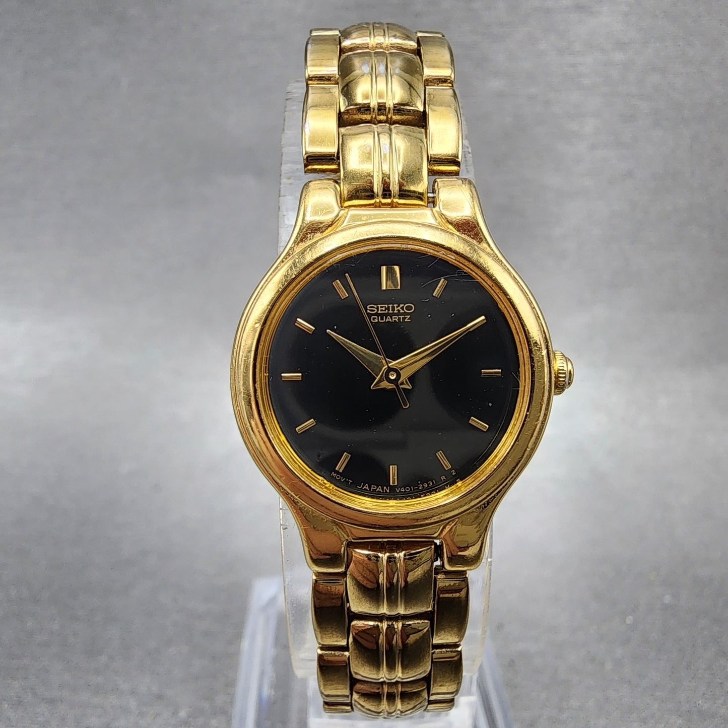 Seiko Watch Women 21mm Black Dial Gold Tone Round V4011111 New Battery0