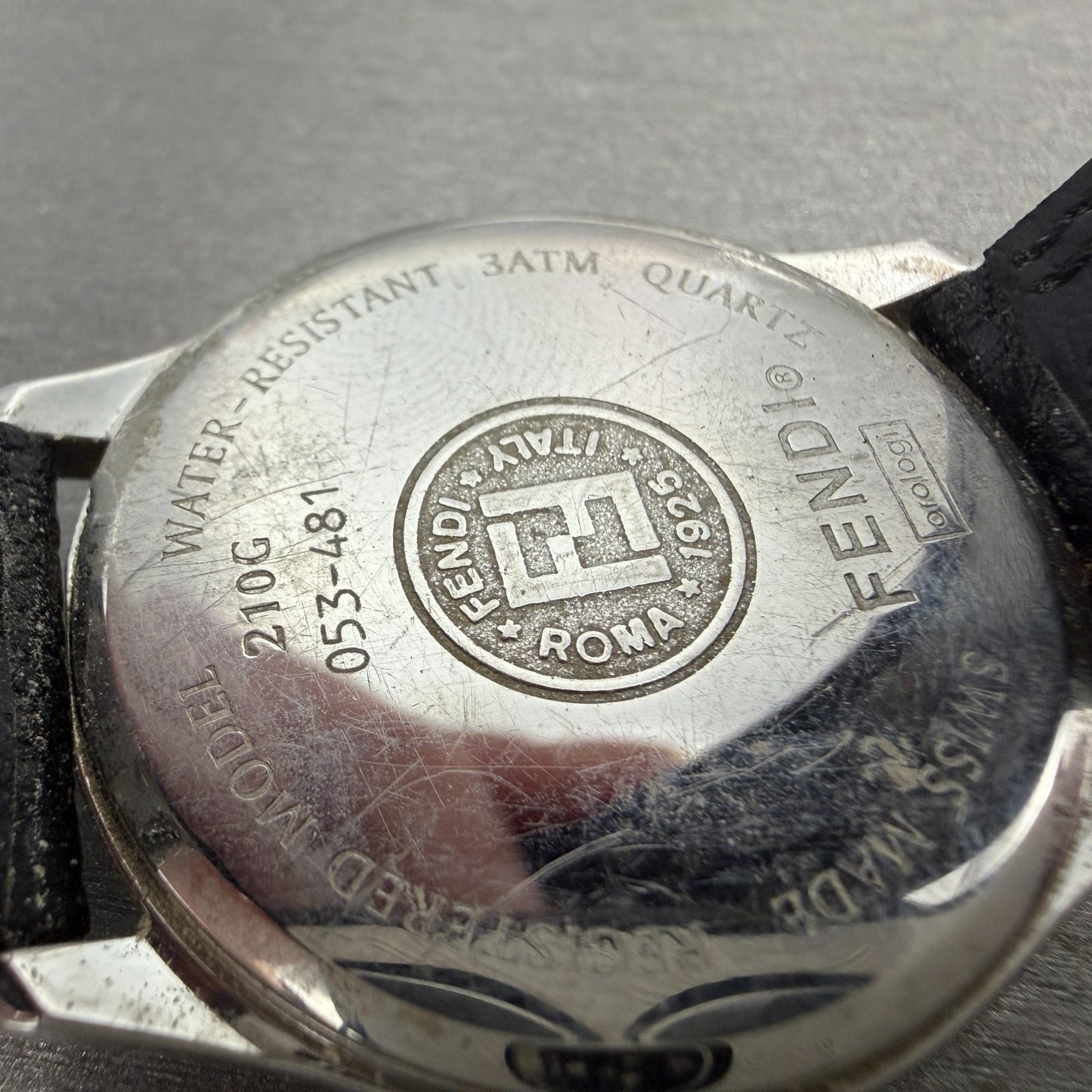 Fendi Orologi Watch Men 35mm Silver Dial Silver Tone Date Round 210G New Batt9