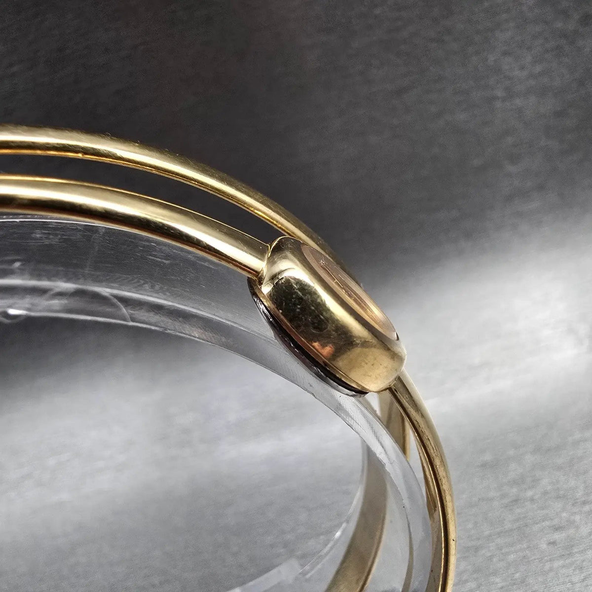 Seiko Watch Women 13mm Gold Dial Gold Tone Bangle 1E20-0660 New Battery3