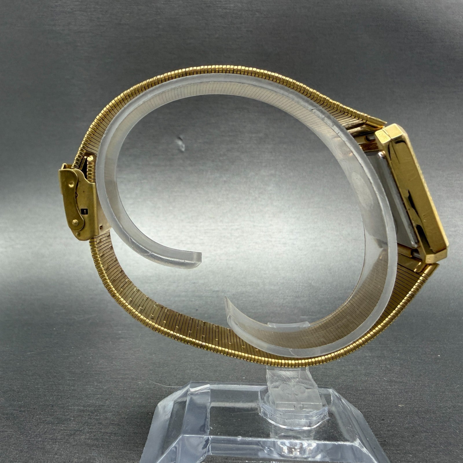Citizen Tank Watch Unisex 25mm Champagne Dial Gold Tone 4031-490649 New Battery8