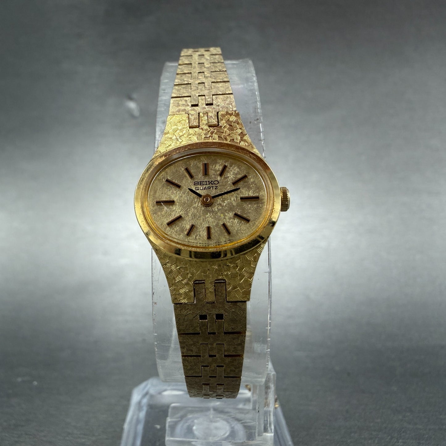 Seiko Watch Women 17mm Champagne Dial Gold Tone 2C20-5759 Oval New Battery TH5