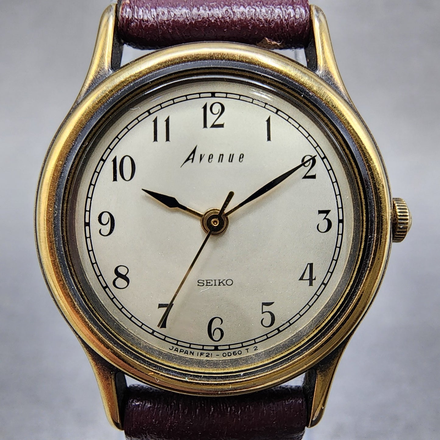Seiko Avenue Watch Women 23mm Silver Dial Bronze Tone 1f210c30 New Battery1