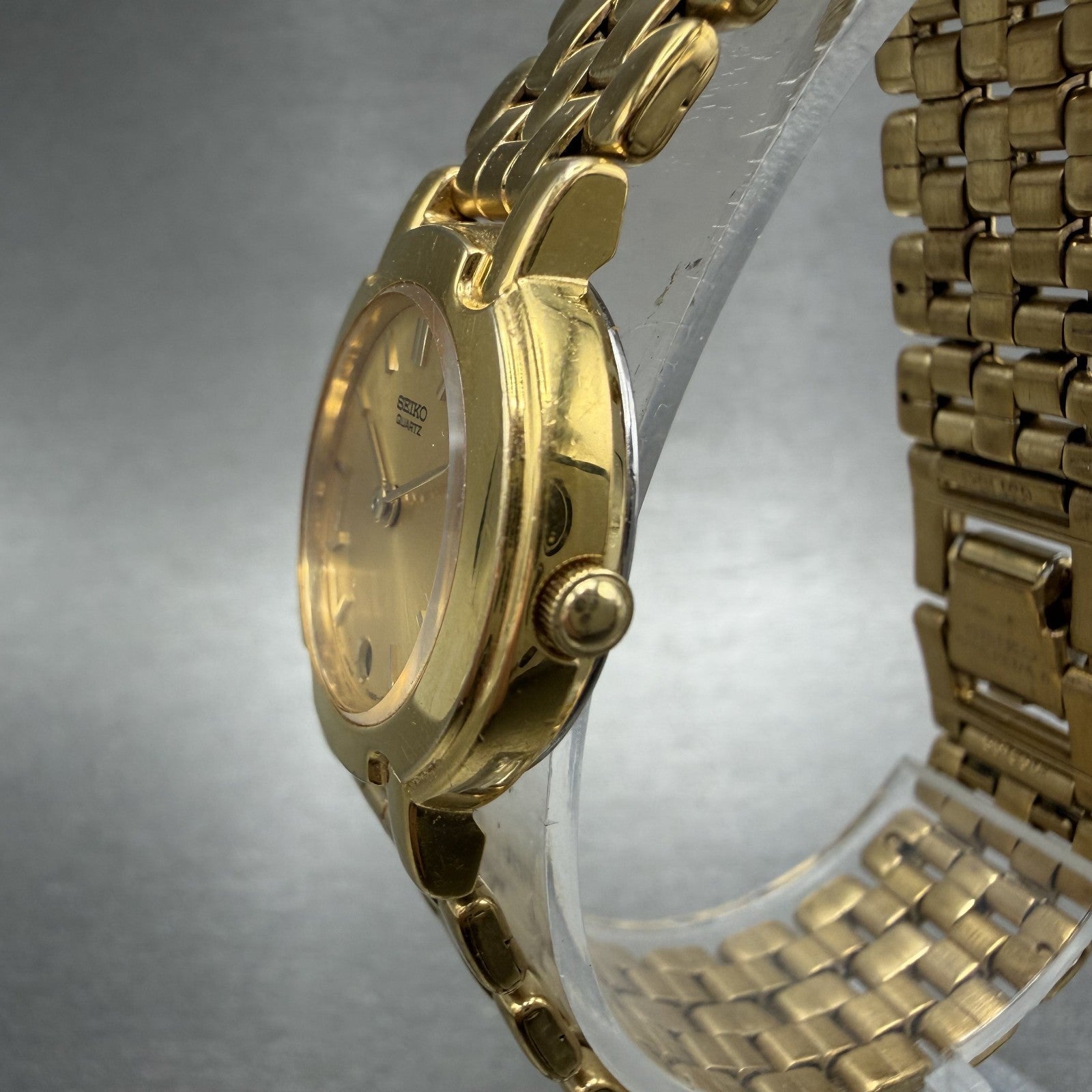 Seiko Watch Women 24mm Champagne Dial Gold Tone Date Round 7N89-6A50 New Battery2