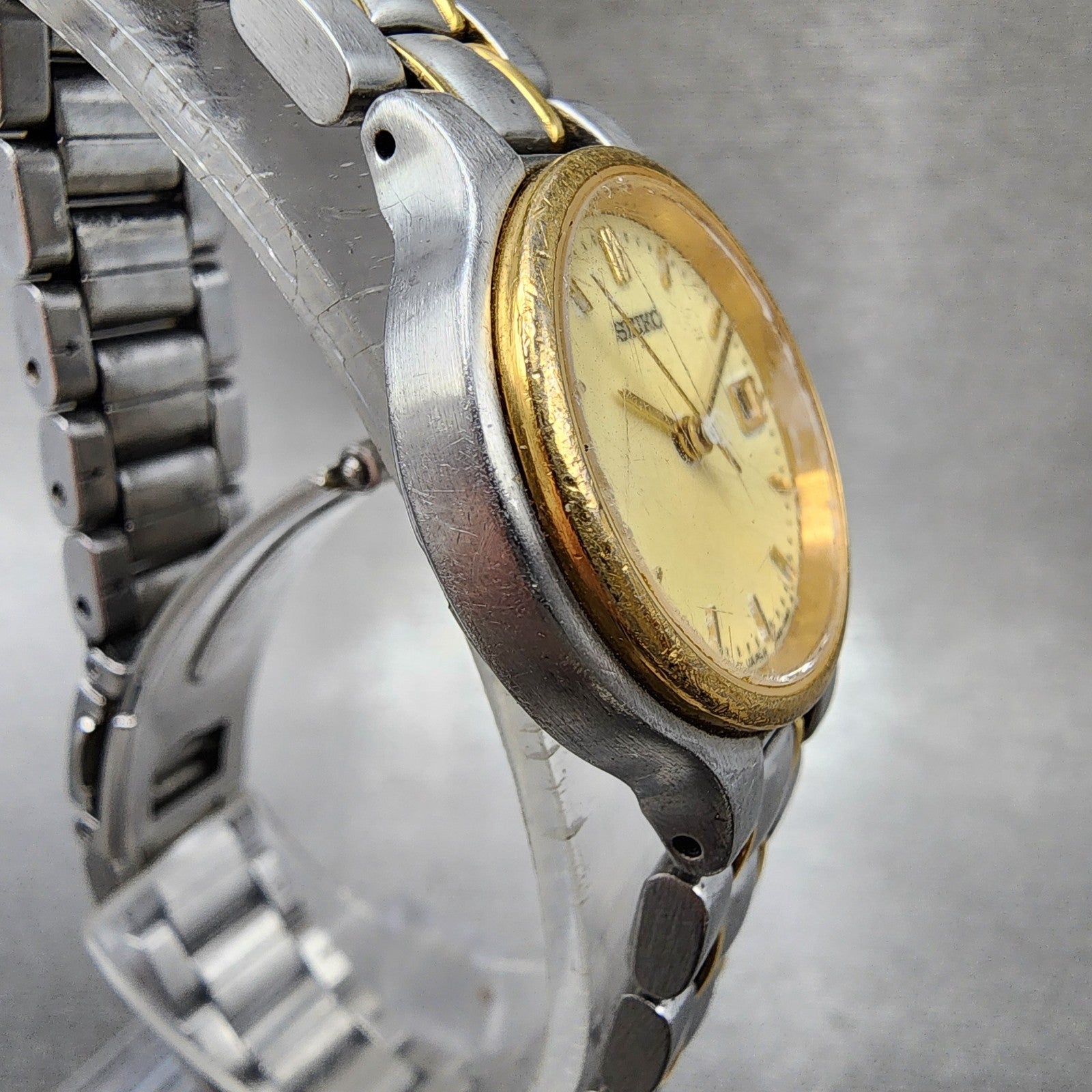 Seiko Watch Women 26mm Champagne Dial Two Tone Date 7n820419 New Battery3