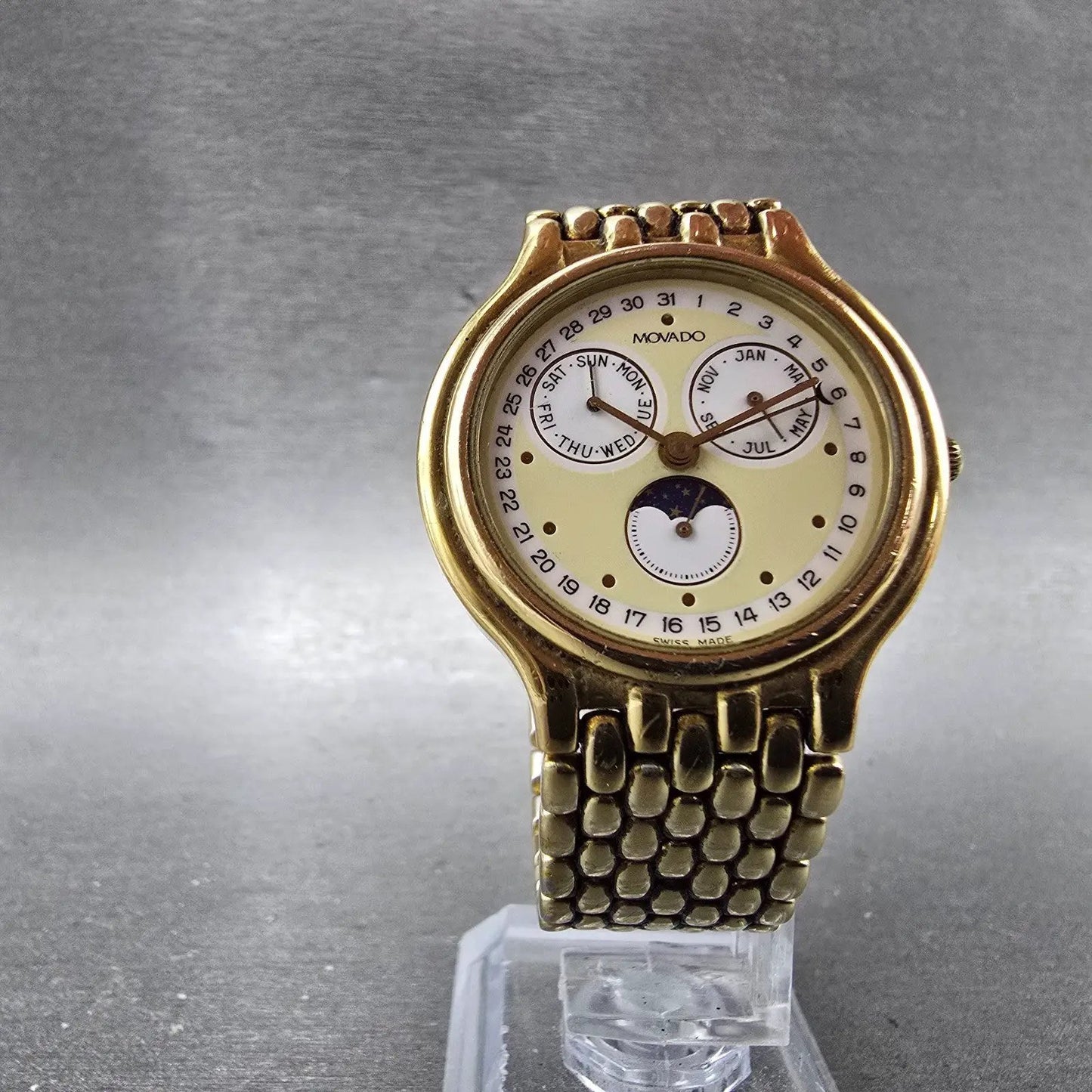 Movado Triple Calendar Moon Phase Watch Men 32mm White Dial Gold Tone NewBattery7