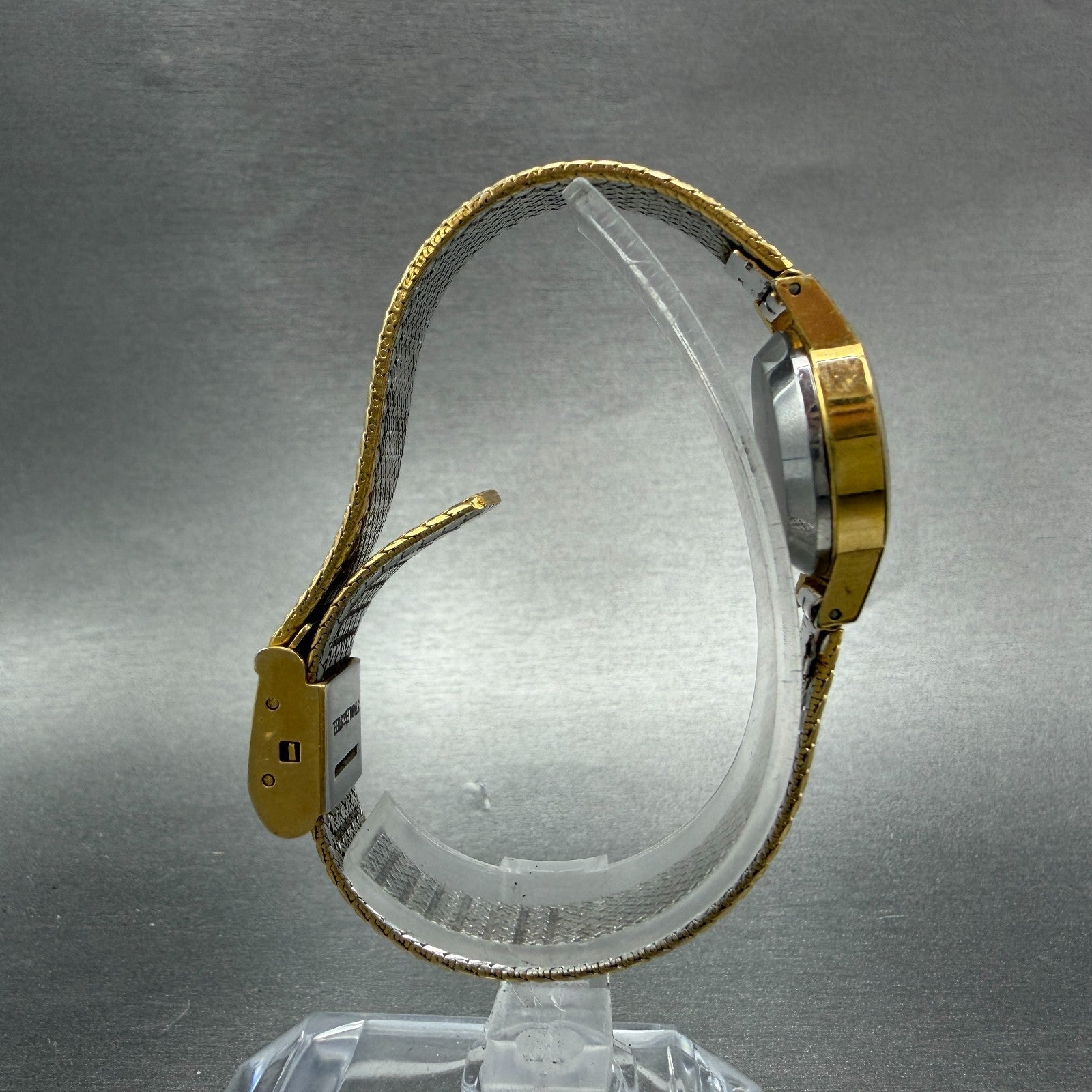 Omega De Ville Watch Women 20mm Gold Dial 10K Gold Plated Round 5910017  New bat8