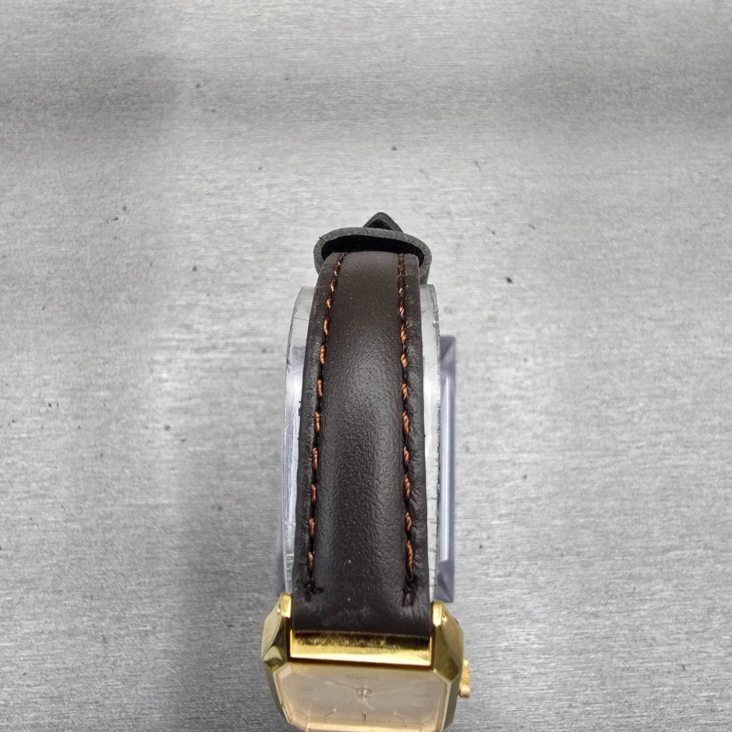 Seiko Watch Women 19mm Champagne Dial Gold Tone Rectangle 5421-5110 New Battery4