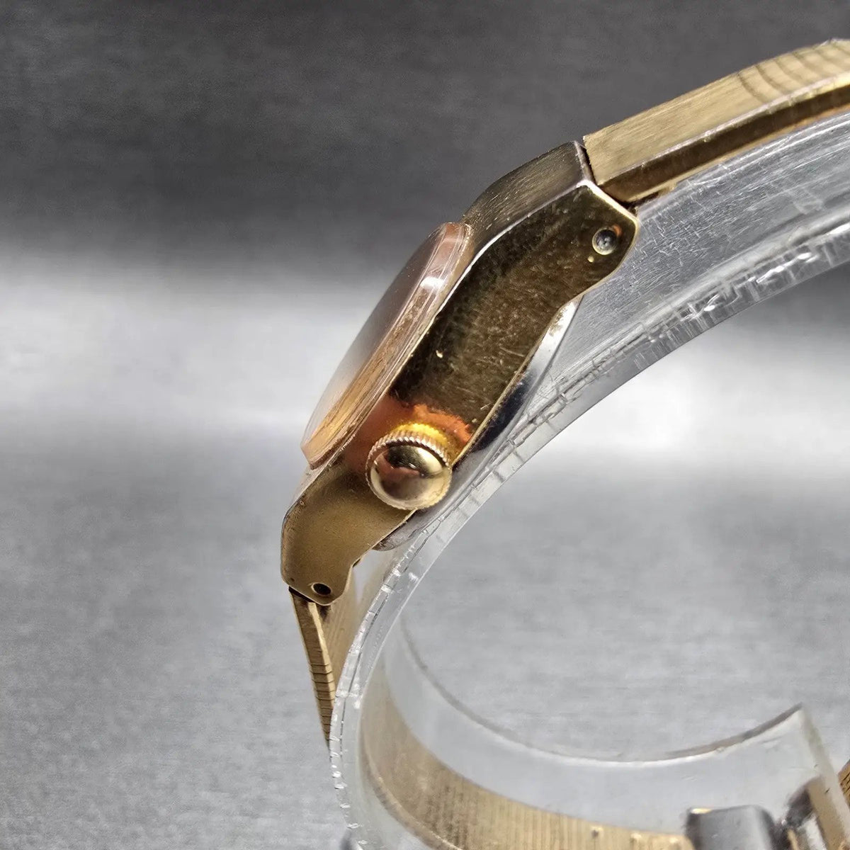 Seiko Watch Women 17mm Gold Dial Gold Tone Oval 5420-0029 New Battery Vintage L2