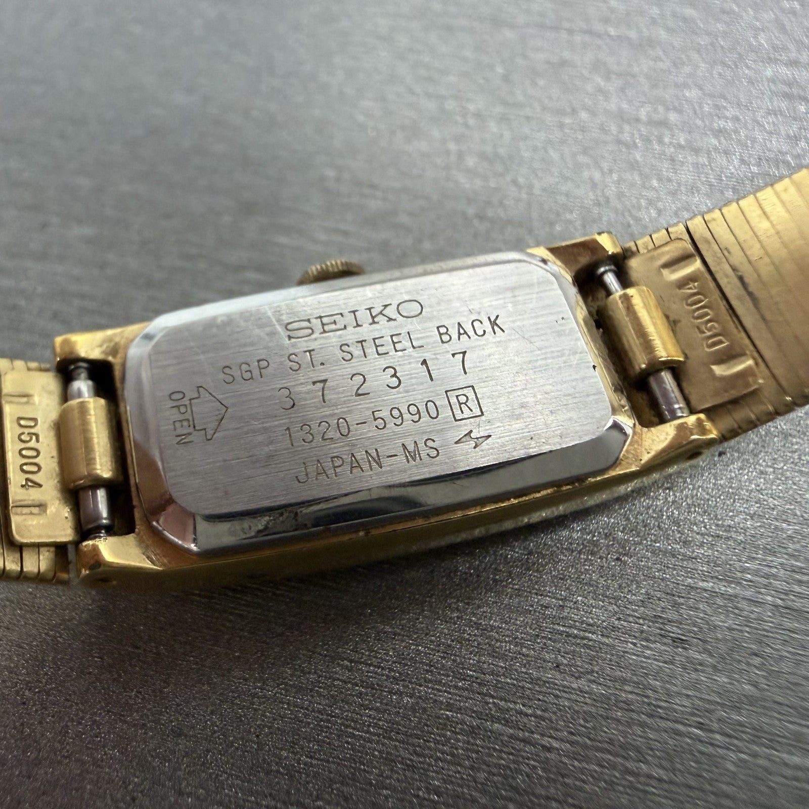 Seiko Tank Watch Women 13mm Brown Dial Gold Tone Rectangle 1320-5990 New Battery9