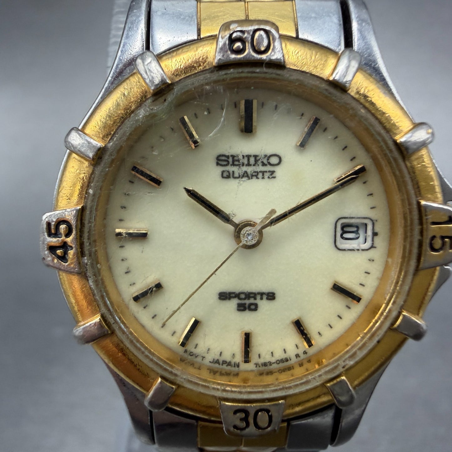Seiko Sports 50 Watch Women 25mm Luminous Dial Two Tone Date Round New BatteryAB1