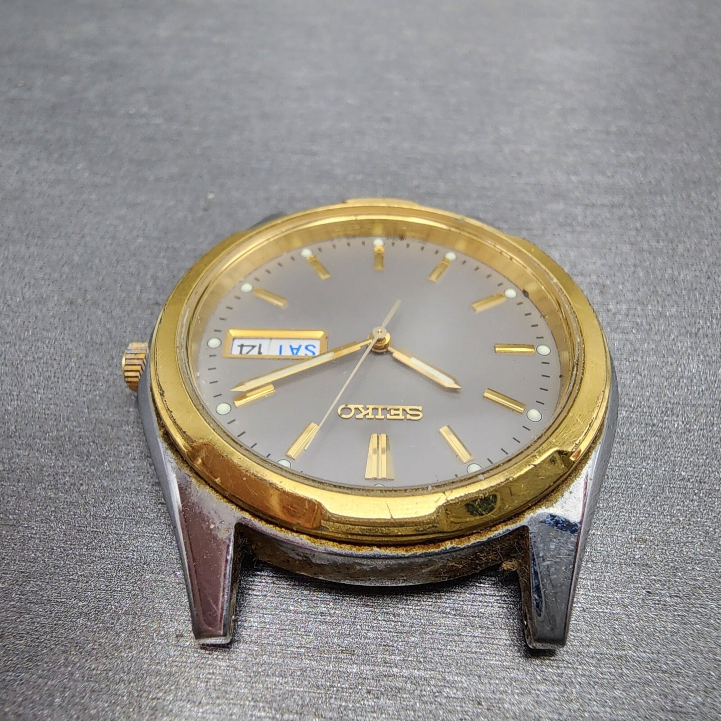 Seiko Watch Men 37mm Gray Dial Two Tone Daydate Round 7N438199 New Battery4