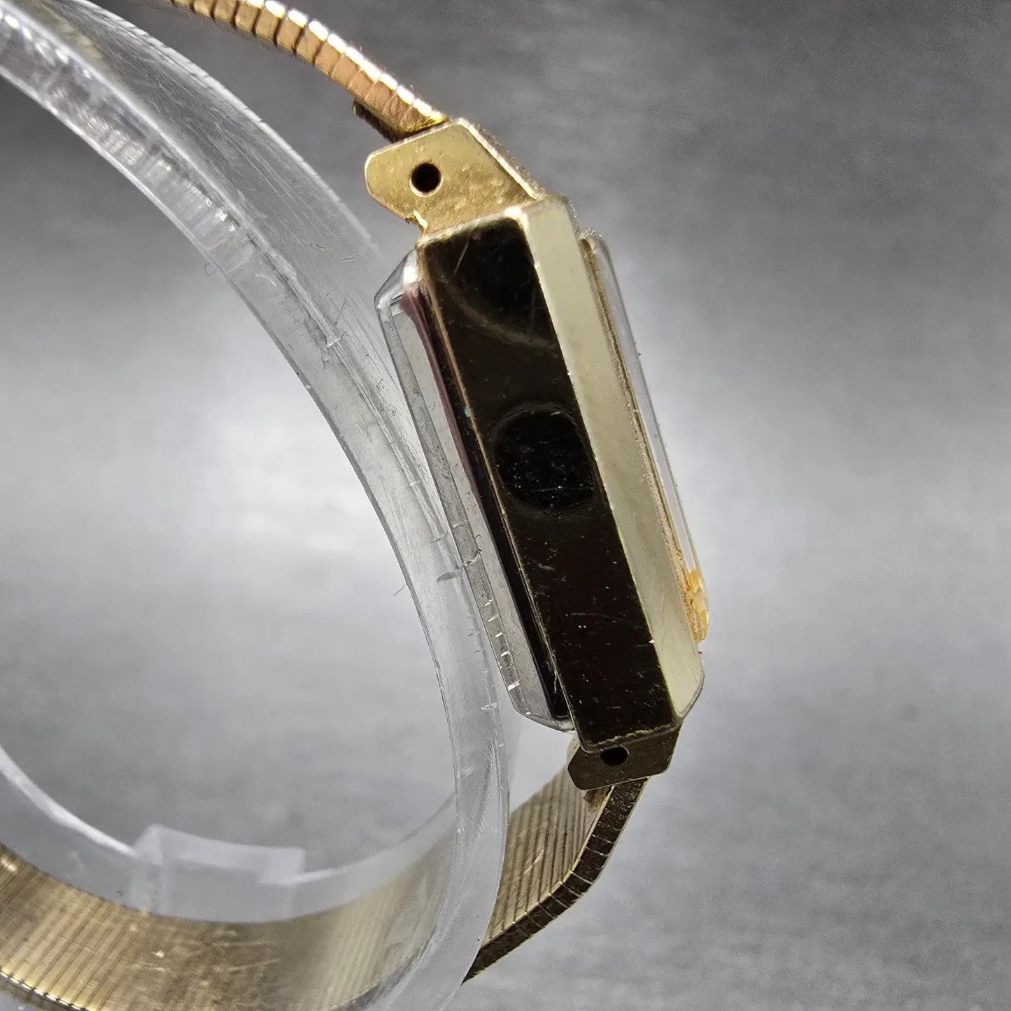 Citizen CQ Tank Watch Women 16mm Brown Dial Gold Tone 4-832931 New Battery VTG3