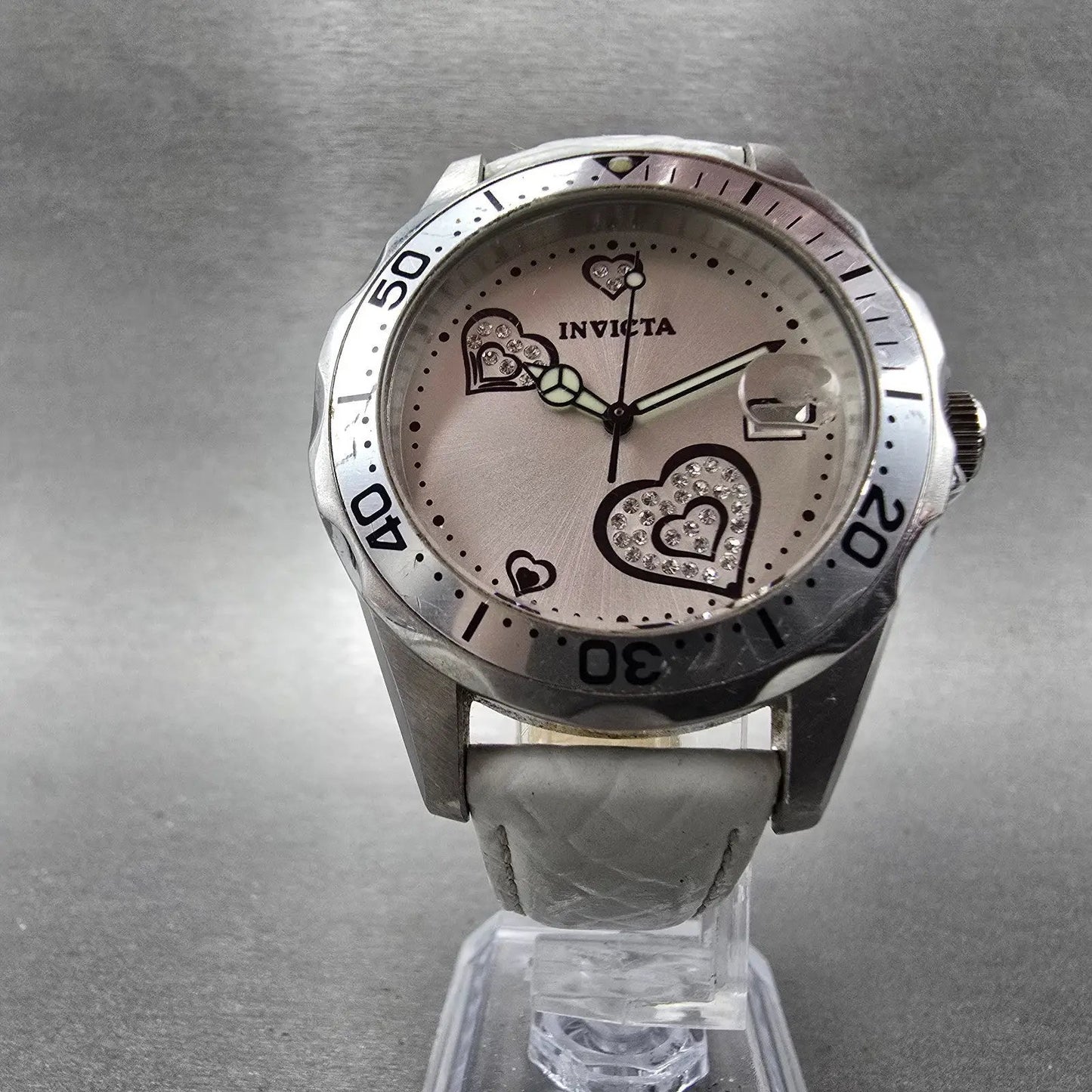 Invicta Heart Dive Watch Women 37mm Silver Dial Silver Tone Date 12401 New BattJ5