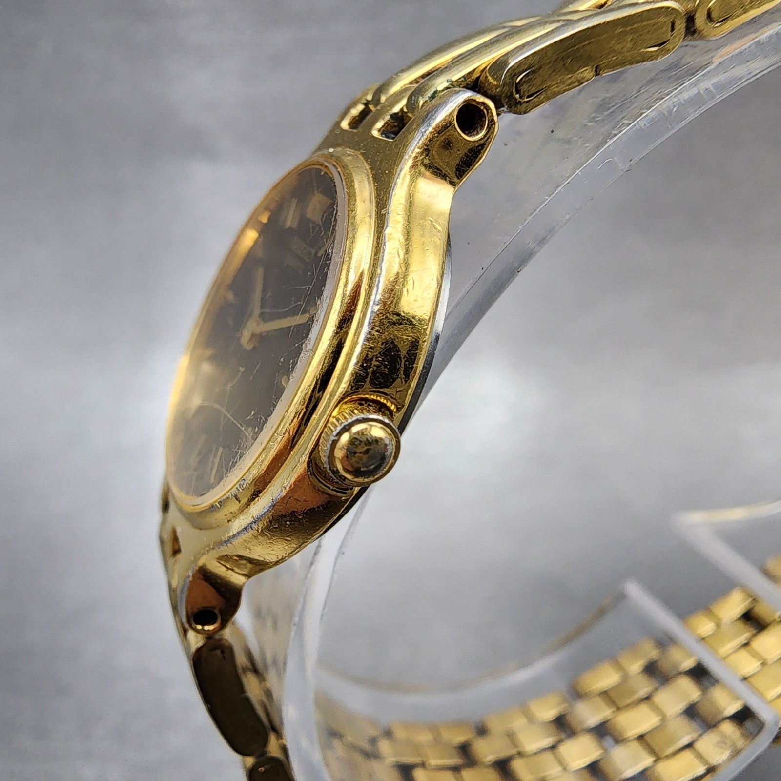 Seiko Watch Women 22mm Black Dial Gold Tone Round 1n000a99 New Battery2