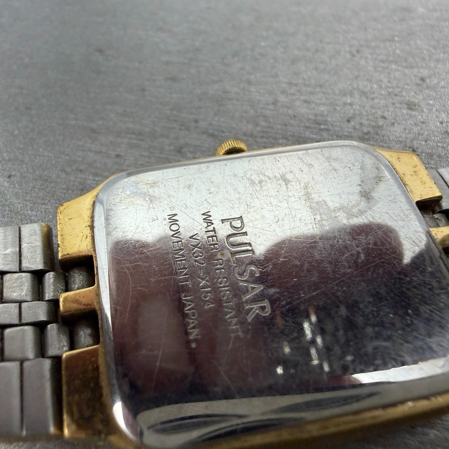 Pulsar Tank Watch Men 27mm White Dial Gold Tone Date Rectangle VX32-X154 NewBatt9