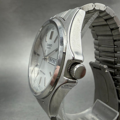 Casio Watch Men 37mm White Dial Silver Tone Round Daydate MTP-1239 New Battery A2