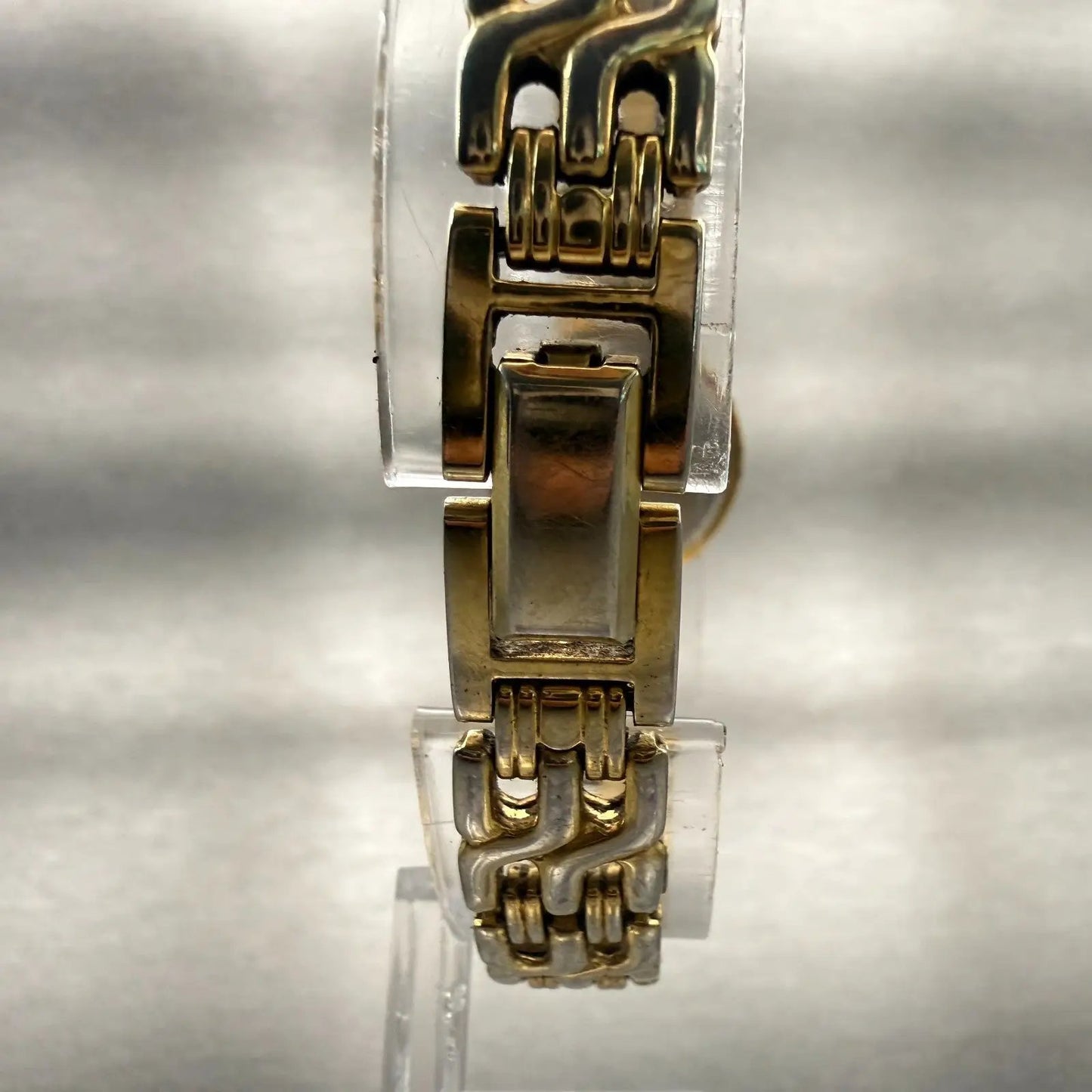 Seiko Watch Women 21mm Champagne Dial Gold Tone Round 1N00-1E09 New Battery VTG7