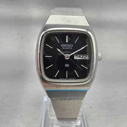 Seiko SQ Watch Women 22mm Black Dial Silver Tone Daydate 3423-5080 New Battery0