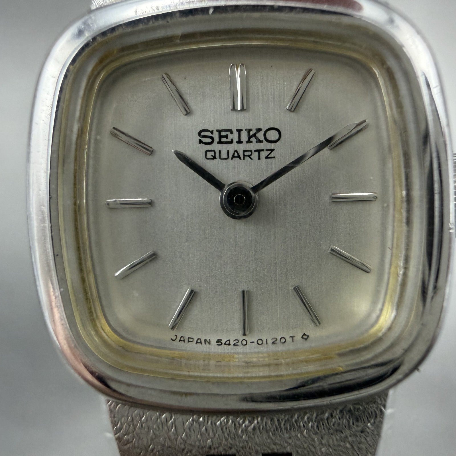 Seiko Watch Women 16mm Silver Dial Silver Tone Rectangle 5420-5079 New Battery1