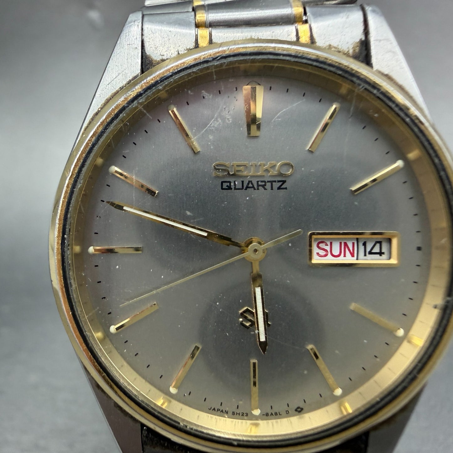 Seiko SQ Watch Men 34mm Silver Dial Two Tone Daydate 5H23-8a09 PARTS Vintage2