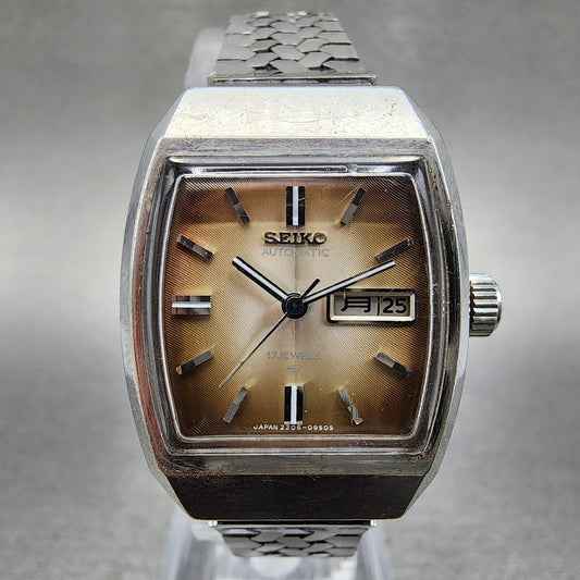 Seiko Automatic Watch Women 23mm Brown Dial Silver Tone Daydate 22063050 Runs0