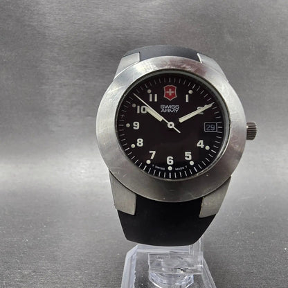 Victorinox Swiss Army Peak Watch Men 38mm Black Dial Steel 24968 Date PARTS VTG6