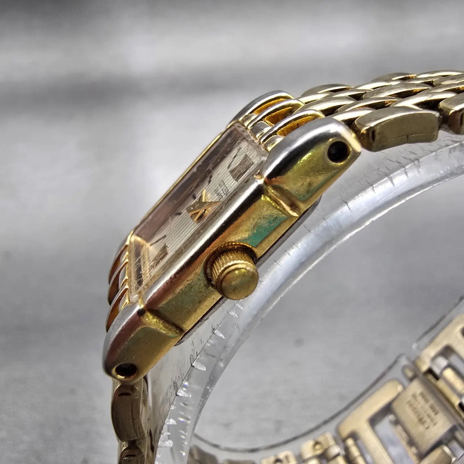 Citizen Watch Women 14mm Gold Dial Gold Tone Rectangle 5421-K10821 New Battery G2