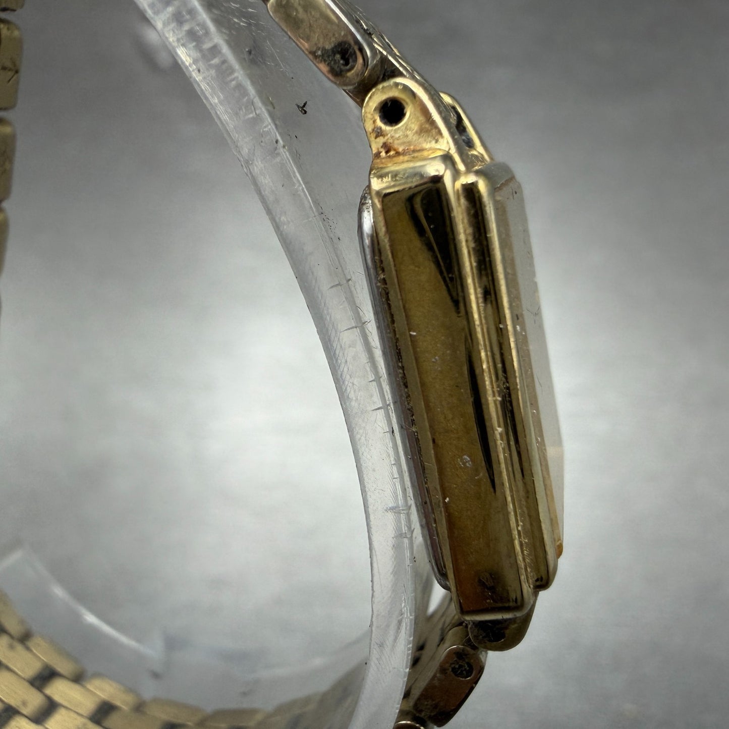 Seiko Tank Watch Women 16mm Champagne Dial Gold Tone 1N01-0FH0 New Battery ZYGF63
