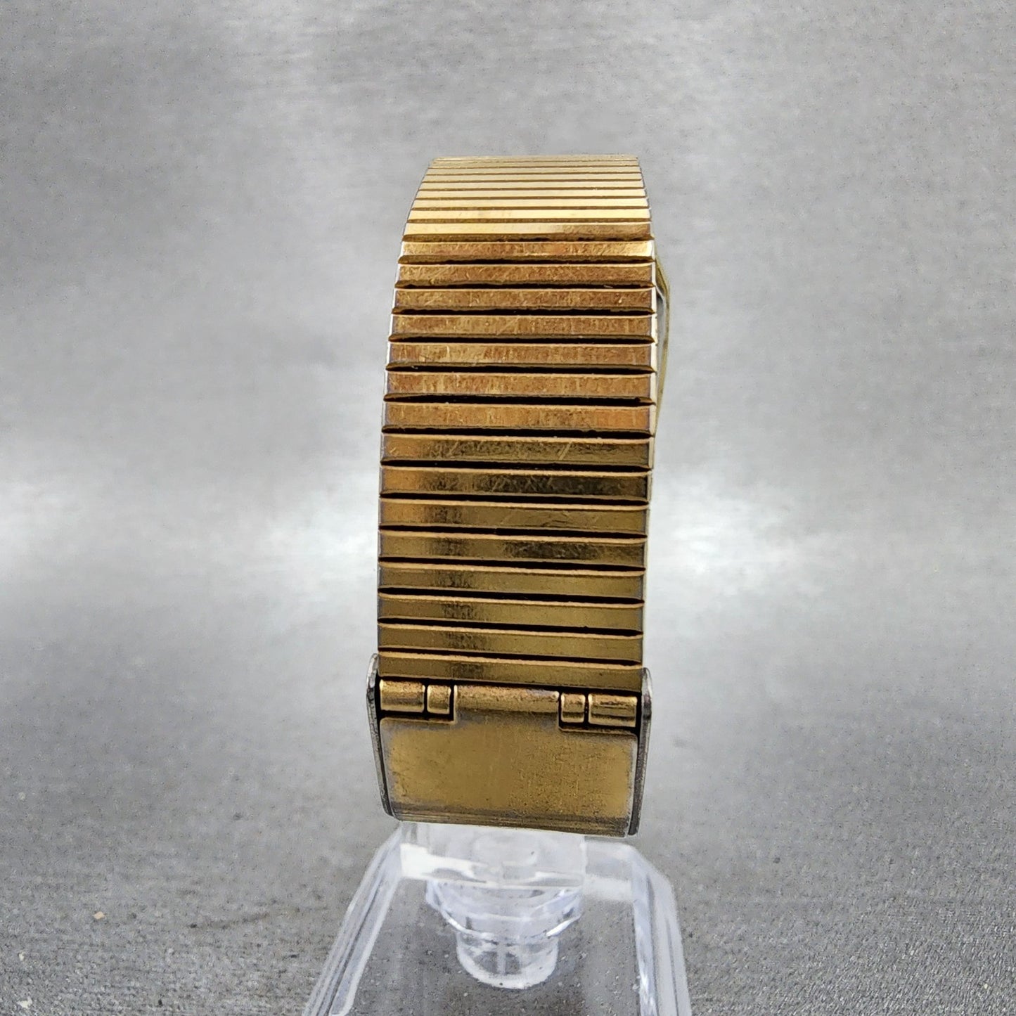 Pulsar Tank Watch Men 28mm Black Dial Gold Tone Rectangle V3205160 New battery7
