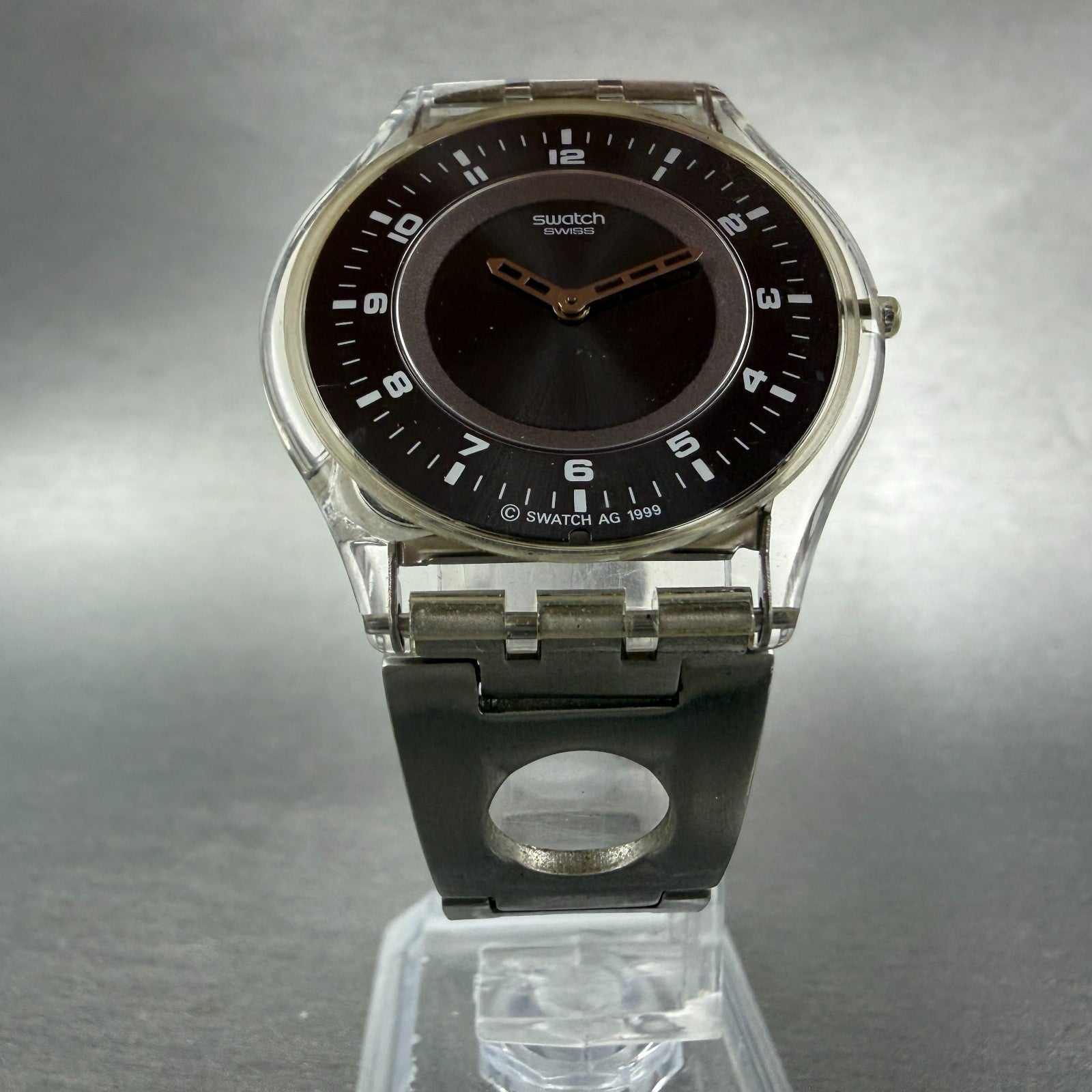 Swatch Skin Simple Like Watch Unisex 34mm Gray Dial Clear Case Round New Battery5