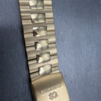 Seiko SQ Bracelet 20mm Stainless Steel Gold Tone Tri Folding Clasp Vintage Japan5