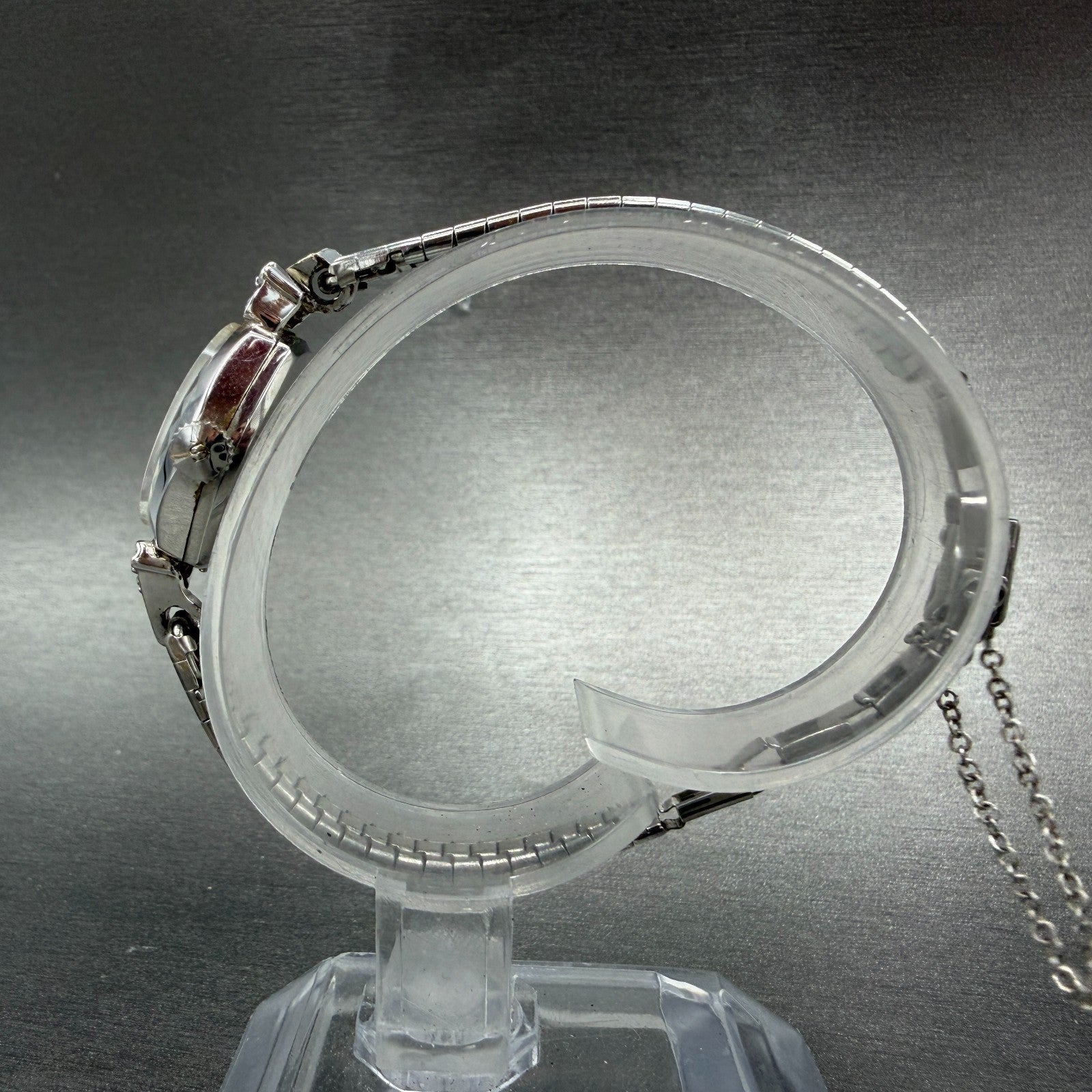 Seiko Watch Women 17mm Silver Dial Silver Tone Manual Oval Vinatge 21-7440 Runs6