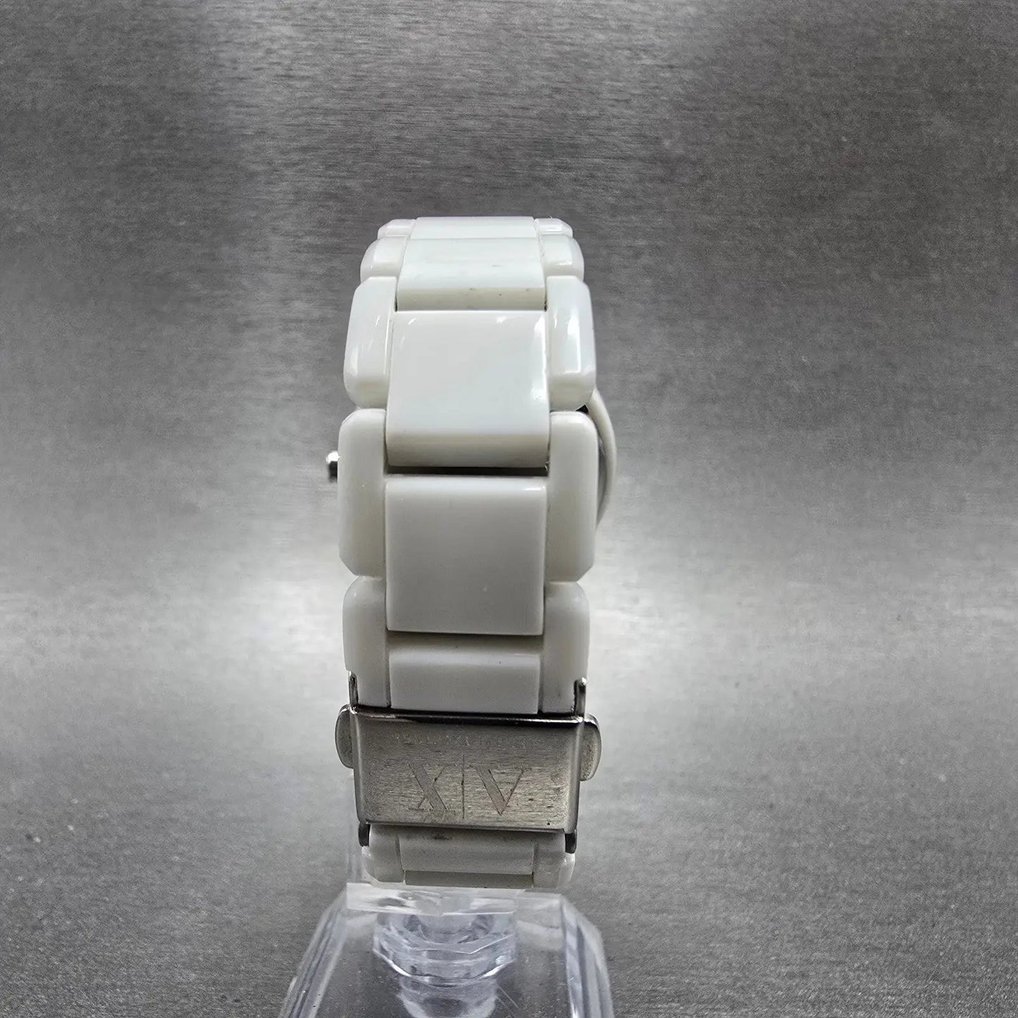 Armani Exchange Watch Women 34mm White Dial White Tone Round AX4055 New Battery7