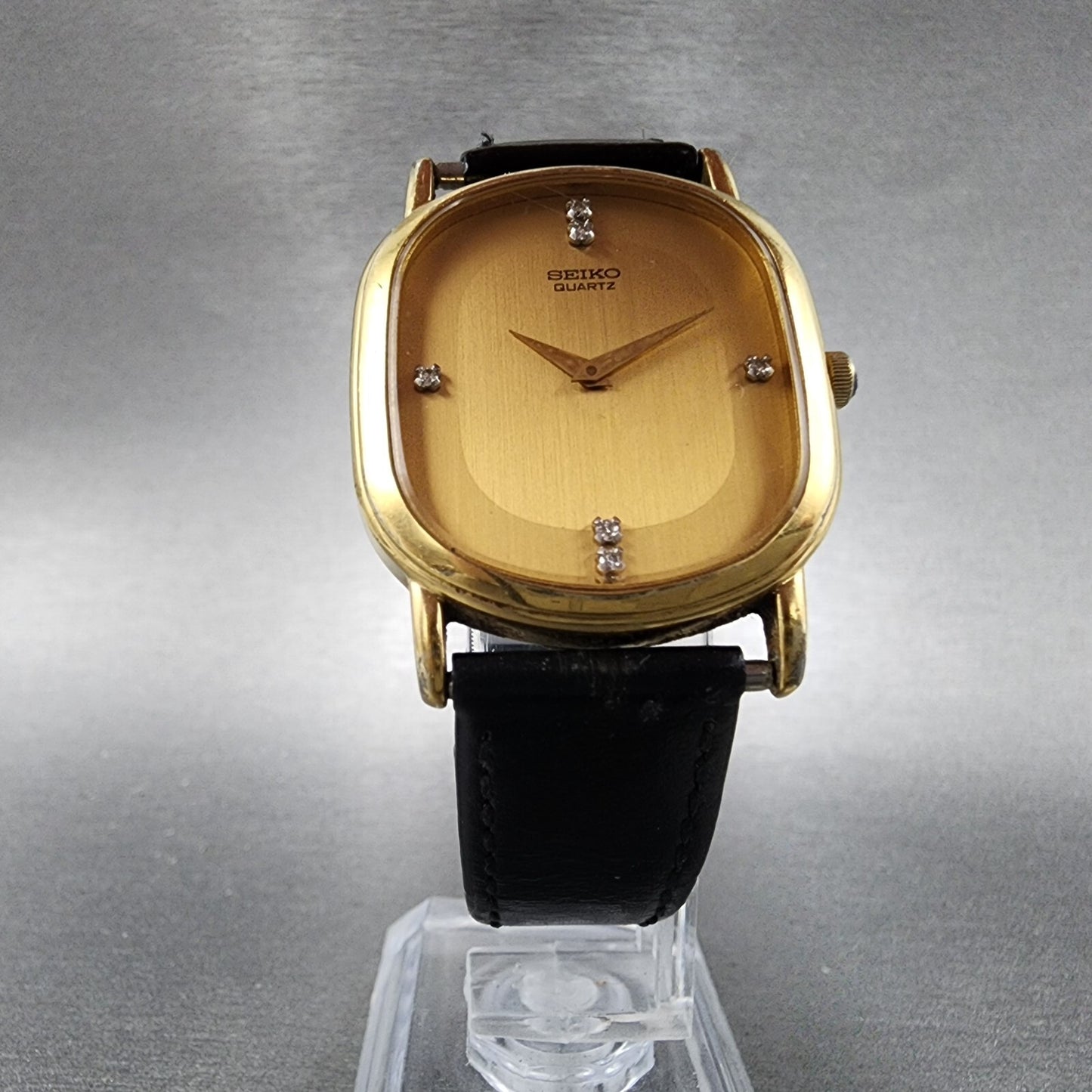 Seiko Watch Men 29mm Gold Dial Gold Tone Oval 2620-5599 New Battery Vintage