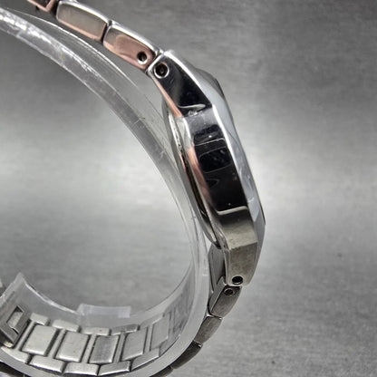 Citizen Eco-Drive Watch Women 25mm Black Dial Silver Tone Date E011-S058503 Runs3