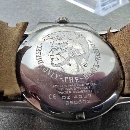 Diesel Watch Men 42mm White Dial Silver Tone Daydate READ!!! DZ-4037 New Battery9