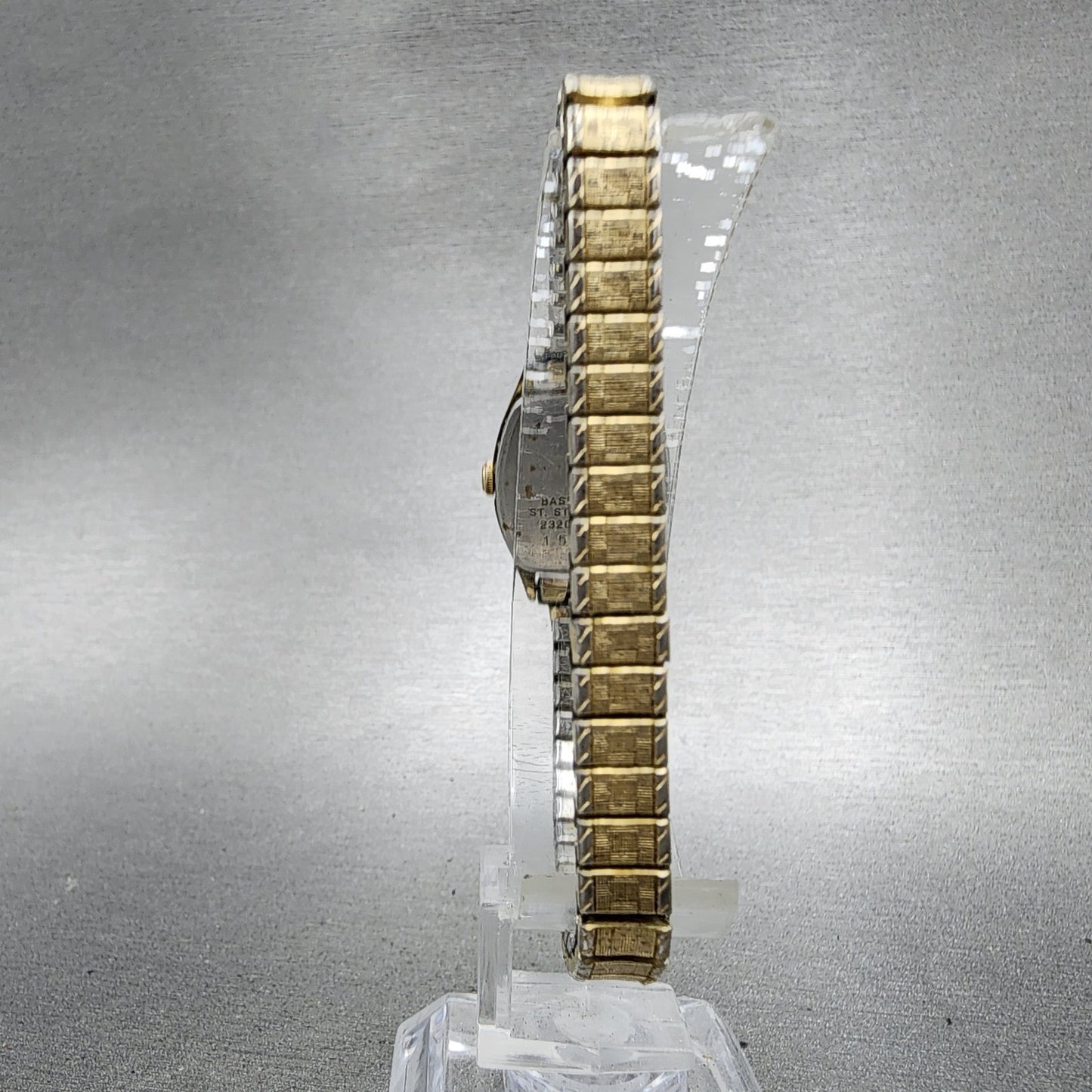 Seiko Tank Watch Women 17mm White Dial Gold Tone 23206559 Roman New Battery7