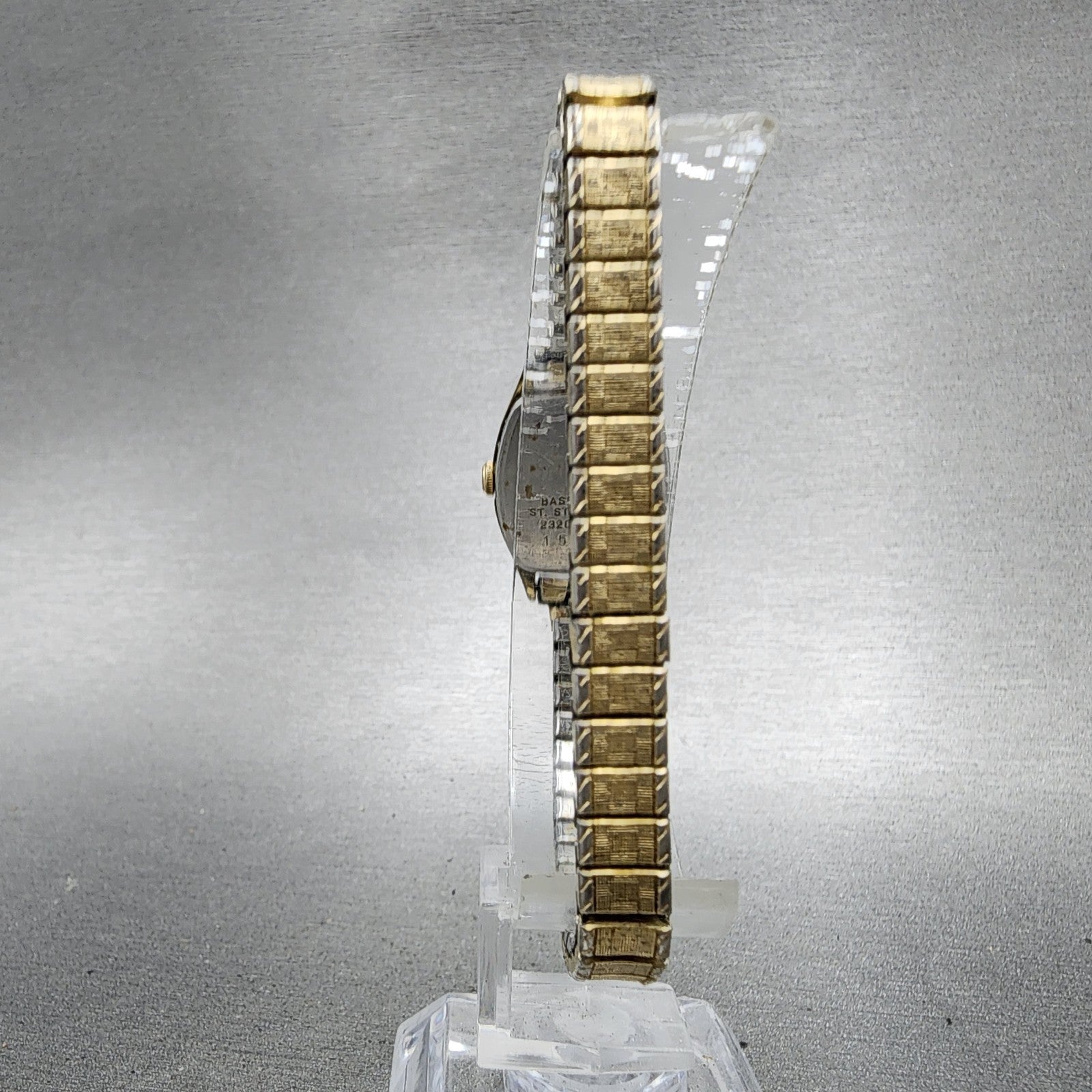 Seiko Tank Watch Women 17mm White Dial Gold Tone 23206559 Roman New Battery7