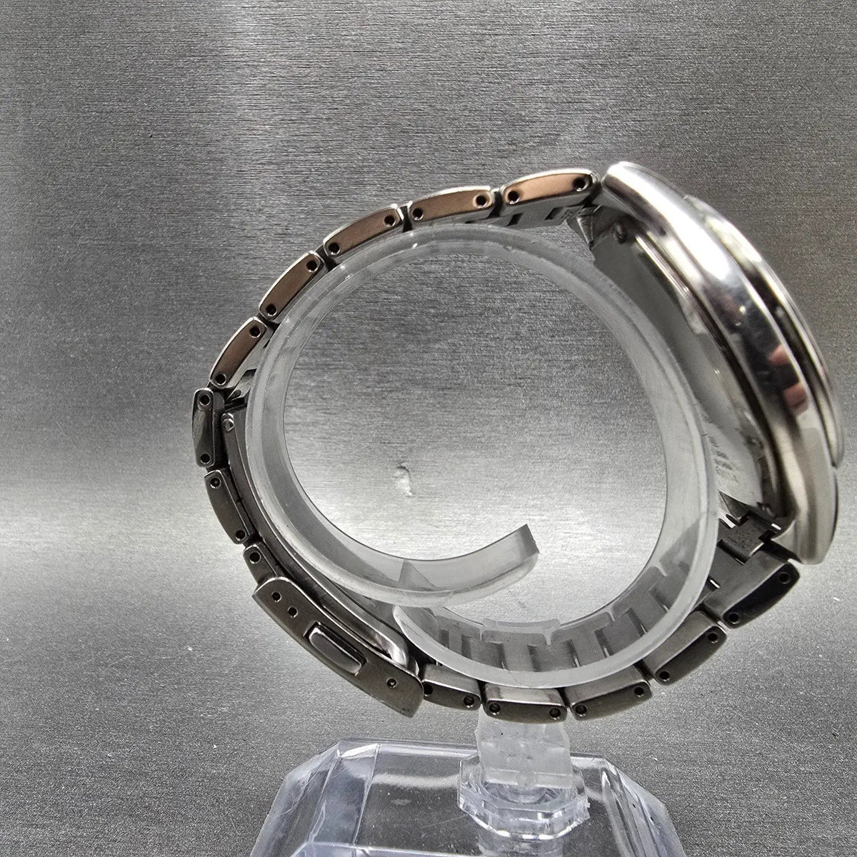 Seiko Atomic Solar Watch Men 39mm Black Dial Titanium Date 7B42-0AN0 Runs JDM8