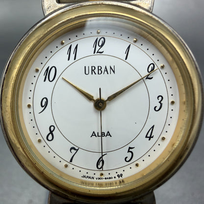 Seiko Alba Urban Watch Unisex 32mm White Dial Two Tone V301-6080 New Battery1