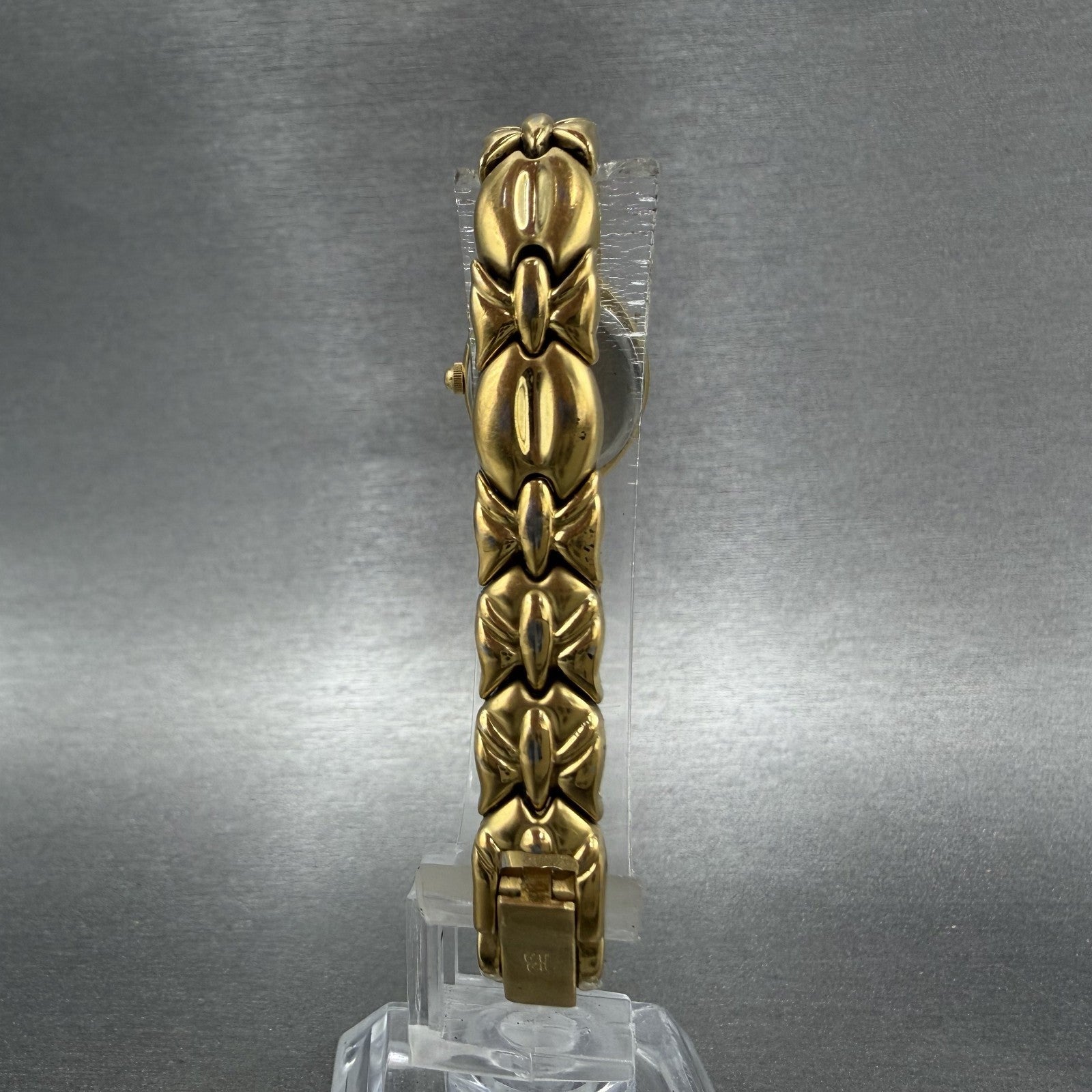 Bulova Watch Women 17mm Gold Dial Gold Tone Oval 97S77 New Battery7