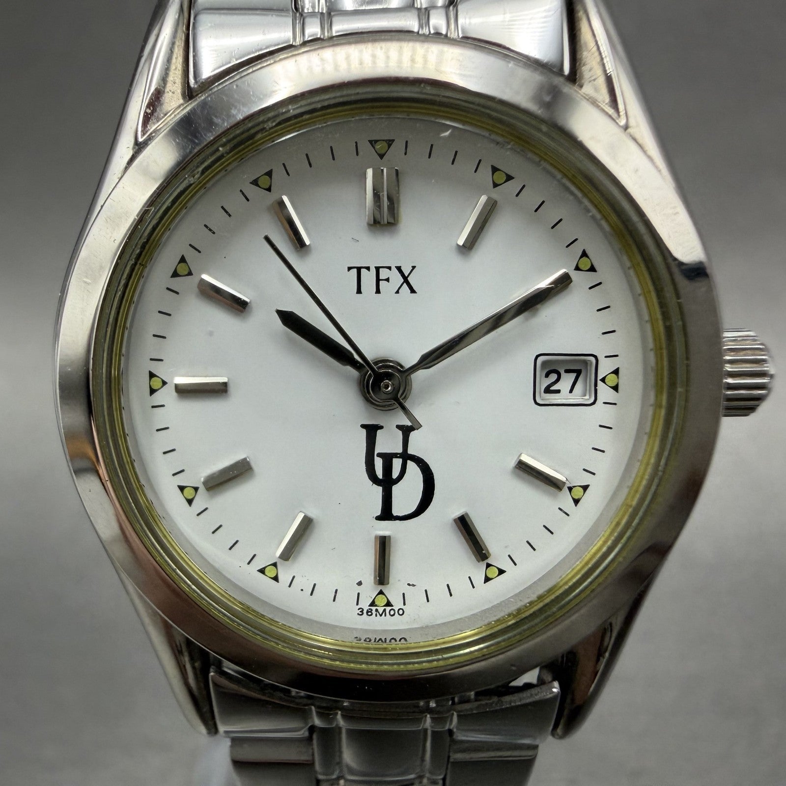 Bulova TFX Watch Women 26mm White Dial Silver Tone Date Round 36M00 New battery1