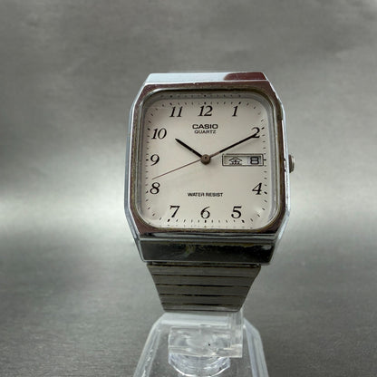 Casio MQ-518 Watch Men 30mm Silver Dial Silver Tone Rectangle Daydate New BattHJ5