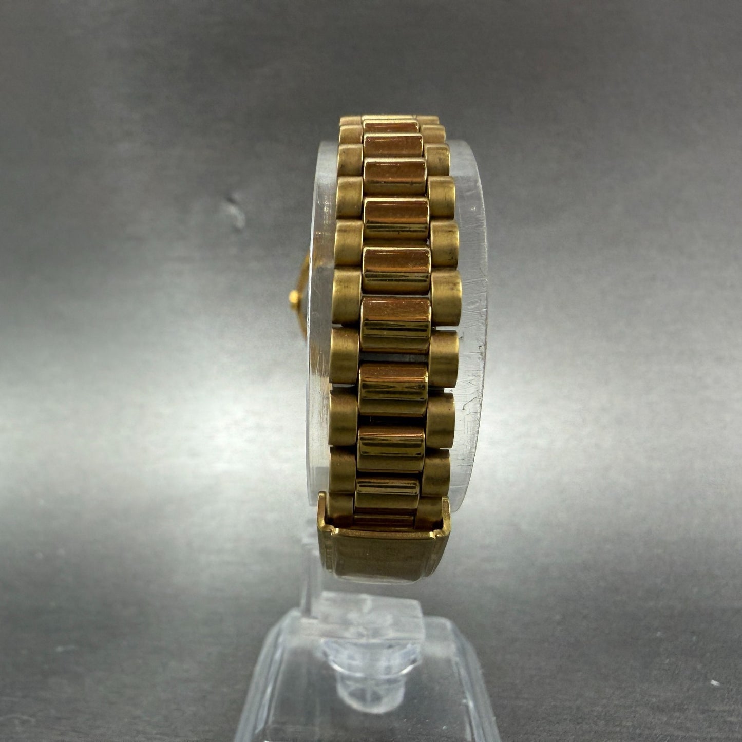 Seiko Watch Women 24mm Black Tone Gold Tone Daydate Round 7N83-0041 New Battery57