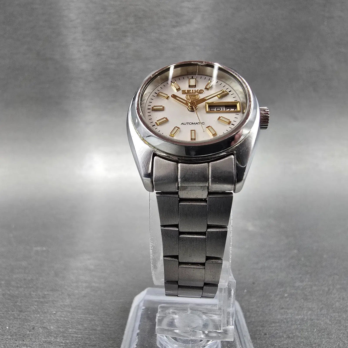 Seiko 5 Automatic Watch Women 25mm Silver Dial Silver Round 4206-0332 Works6